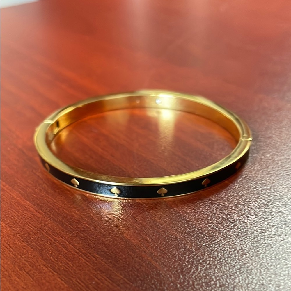 Kate Spade Enamel Bangle Clip